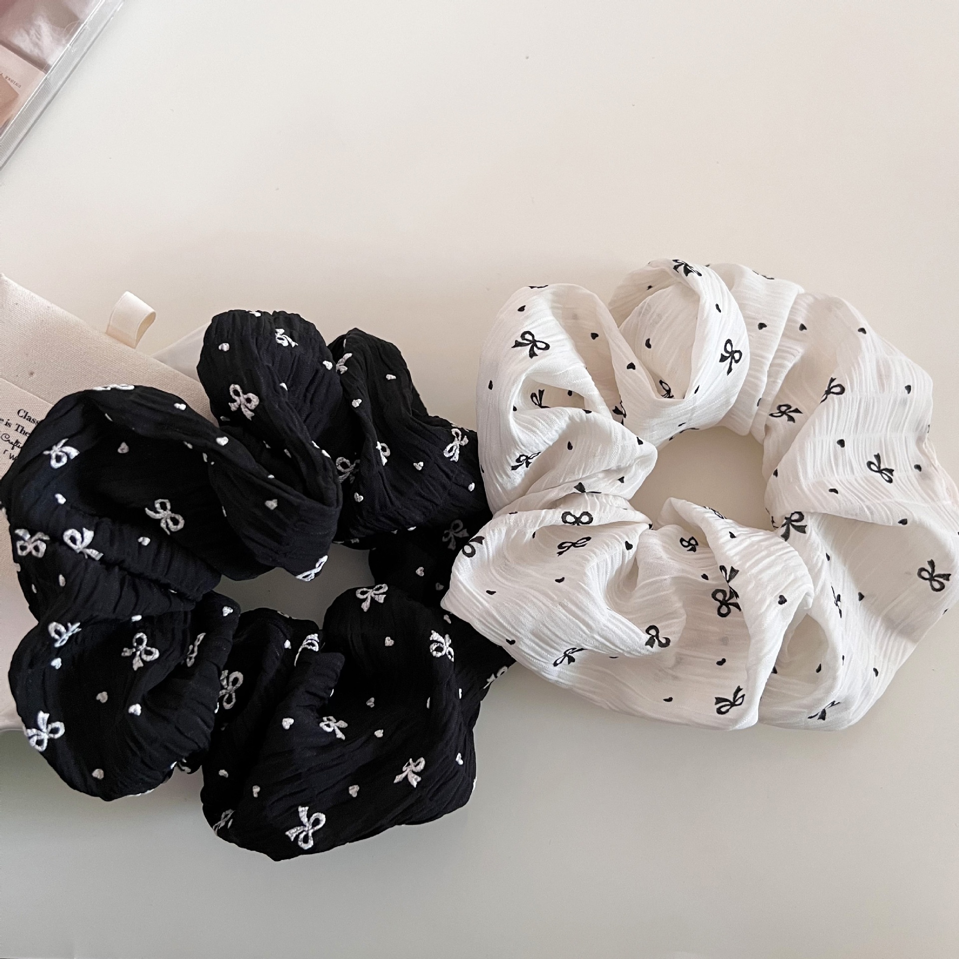 Women's Casual Cloth Elastic Bowknot Hairband Black White Polka Dot