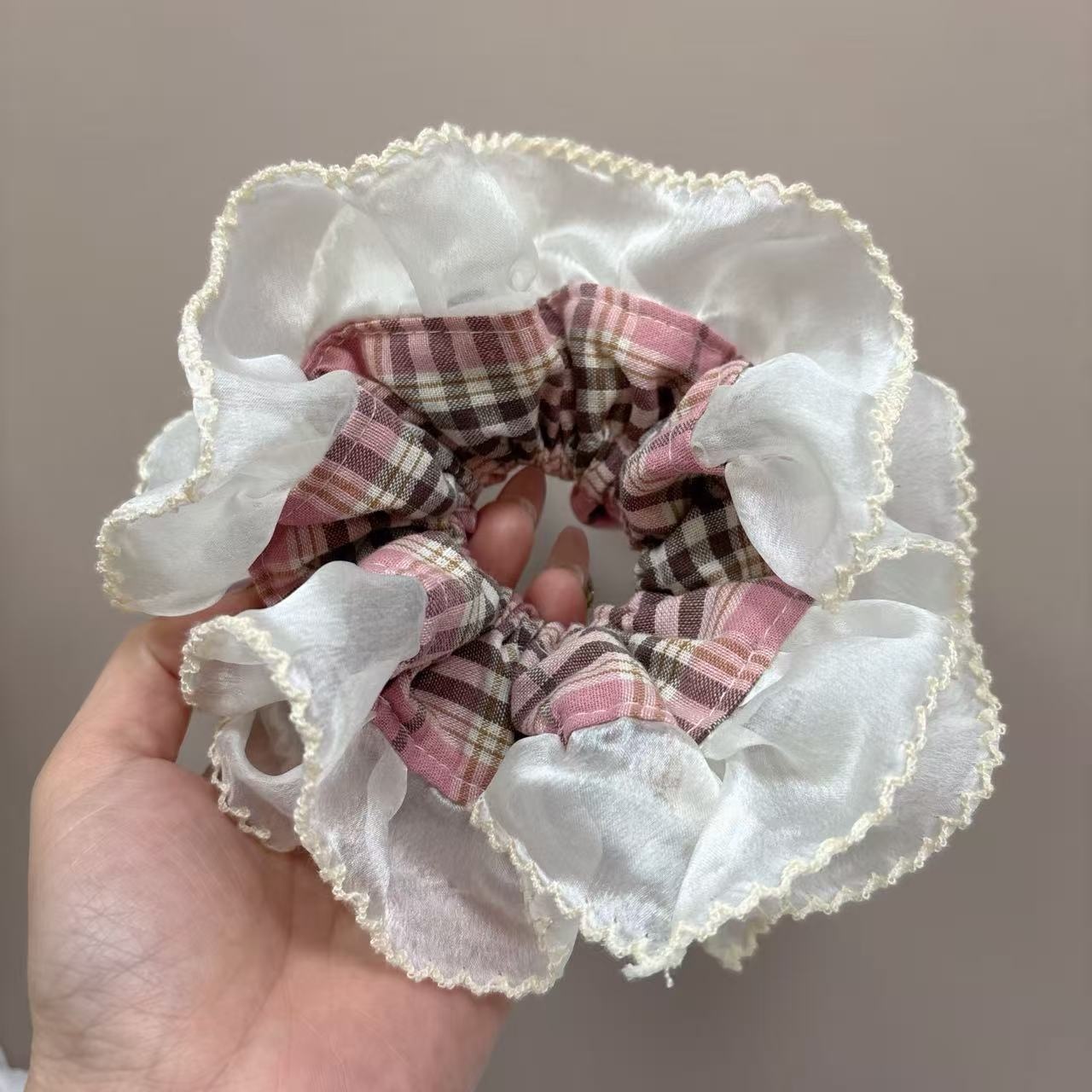 Women's Comfortable Cloth Hair Tie For Daily Wear Pink Plaid Lace