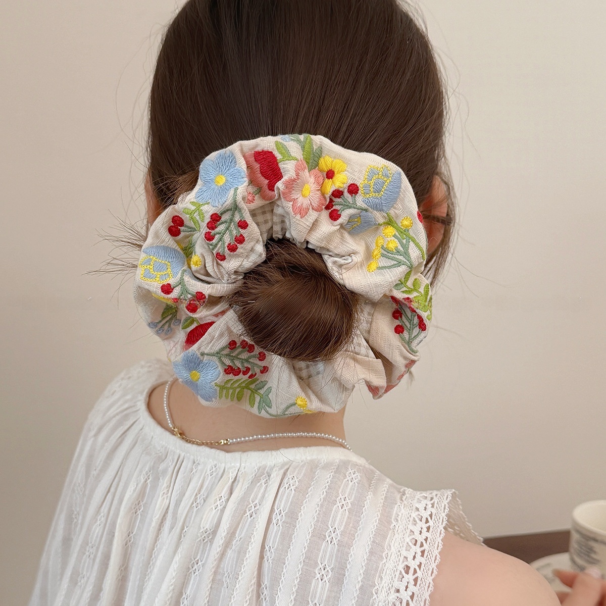 Women's Vintage Cloth Hair Tie With Pastoral Floral Embroidery