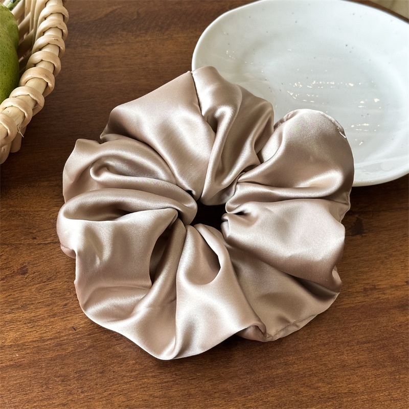 Women's Elegant Satin Scrunchie Hair Tie Casual Holiday Solid Color
