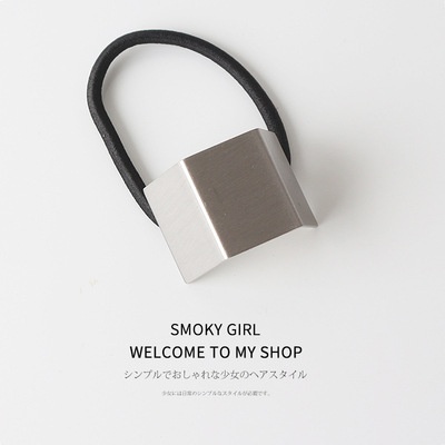 Women's Minimalist Metal Hair Ties Geometric Hollow Alloy Ponytail Holder