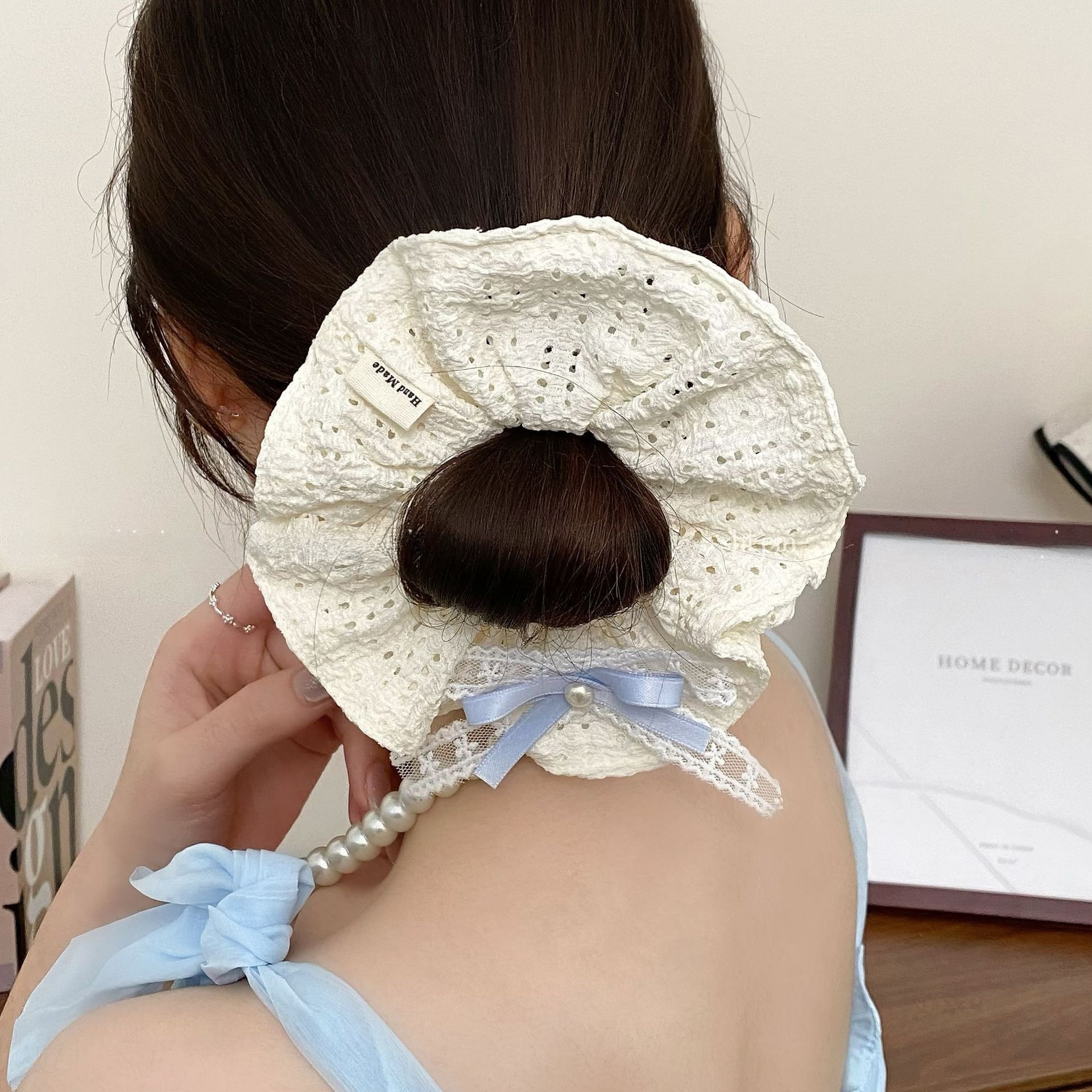 Women's Comfortable Soft Lace Hair Tie For Daily Wear Elegant Bow Knot