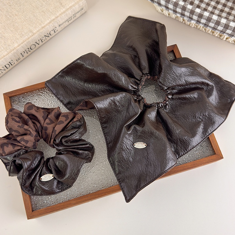 Women's Winter PU Leather Low Ponytail Scrunchie Brown Leopard Print