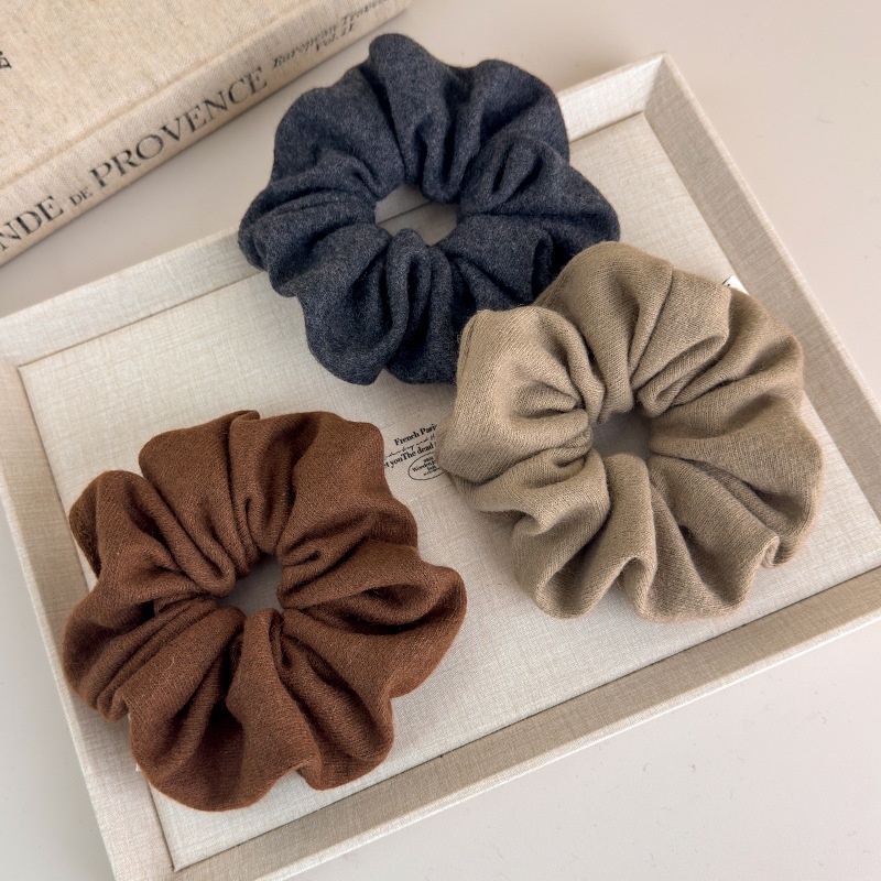 Women's Large Soft Knitted Scrunchie Romantic Solid Color Winter Hair Tie