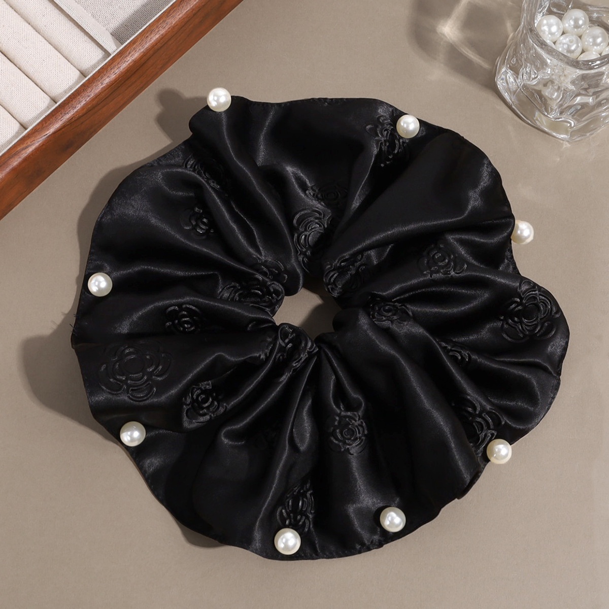Women's Summer Retro Pearl Satin Hair Tie Beige Floral Pattern