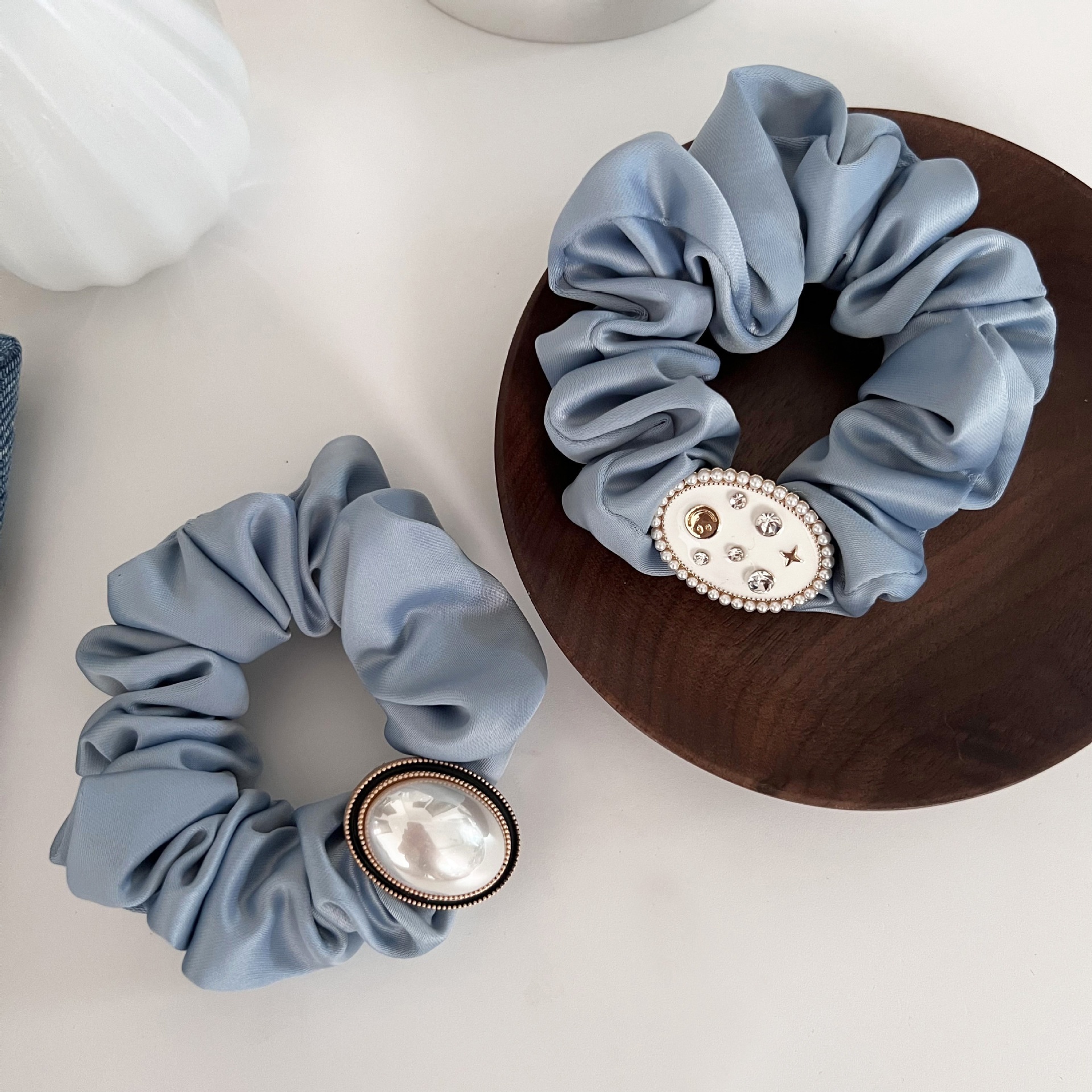 Women's French Vintage Pearl Rhinestone Satin Hair Tie Blue Oval