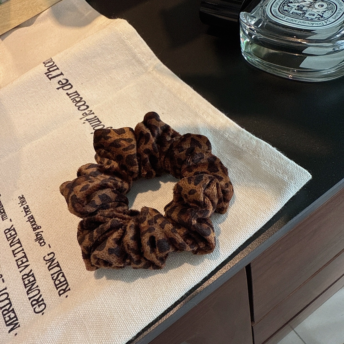 Women's Vintage Winter Velvet Elastic Hair Scrunchies Leopard Print