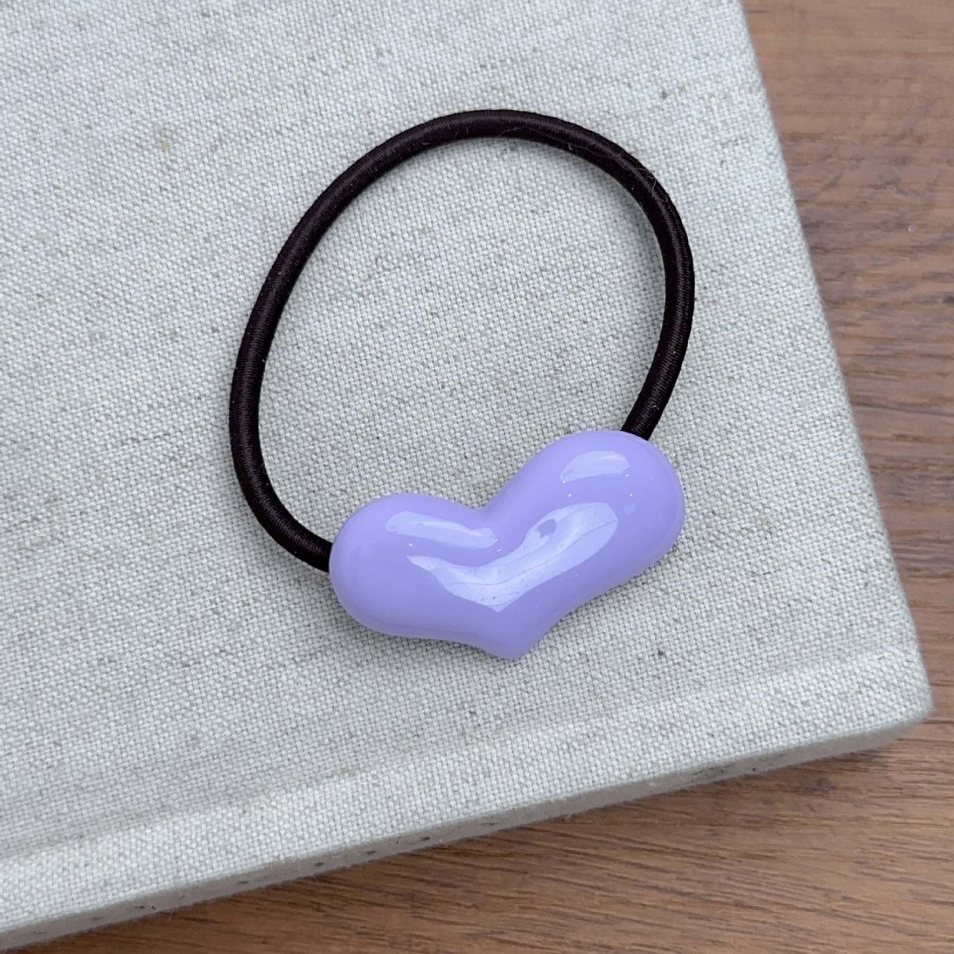 Girls Summer Acrylic Elastic Hair Band Cream Heart Shaped