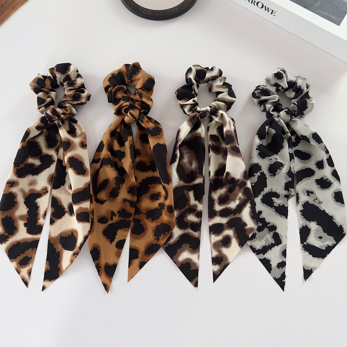 Women's High Elasticity Cloth Bow Hair Tie Retro Leopard Print Hairband
