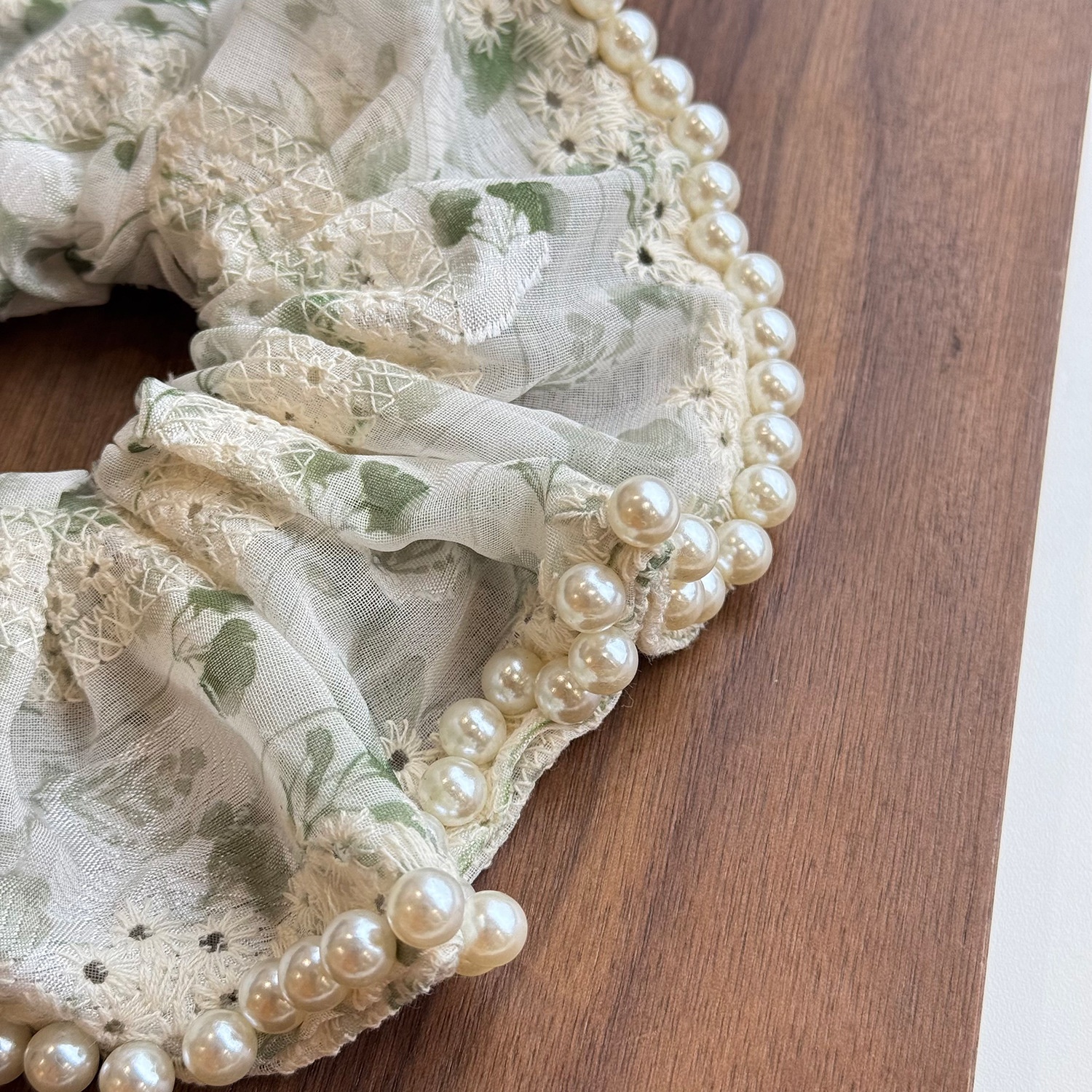 Women's Elegant Lace Pearl Floral Hair Ties Versatile Cloth Headwear for Bun Tail