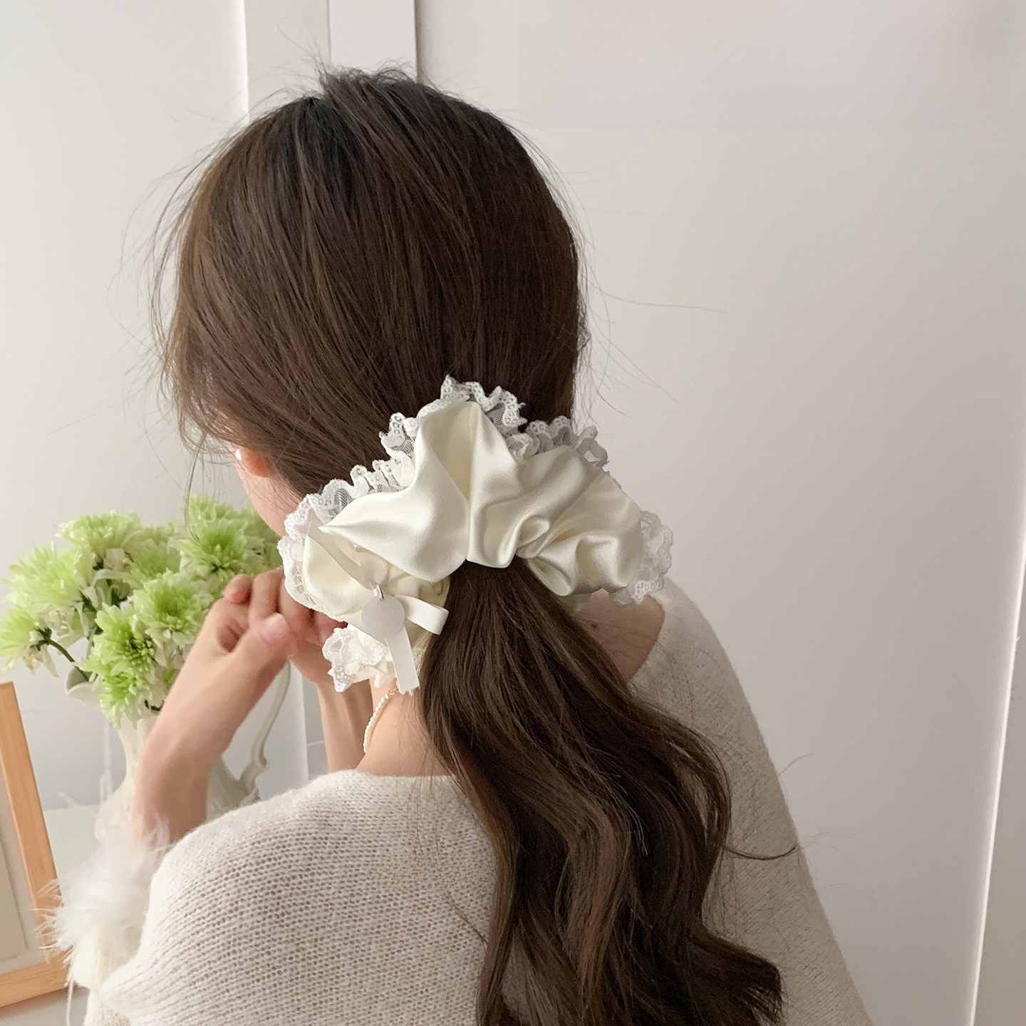 Women's French Satin Bow Hair Tie For Spring Summer Beige Pink