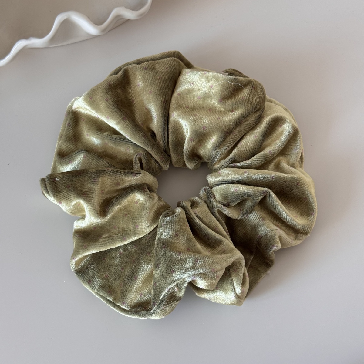 Women's Versatile Bun Hair Scrunchies Autumn Winter Velvet Polka Dot