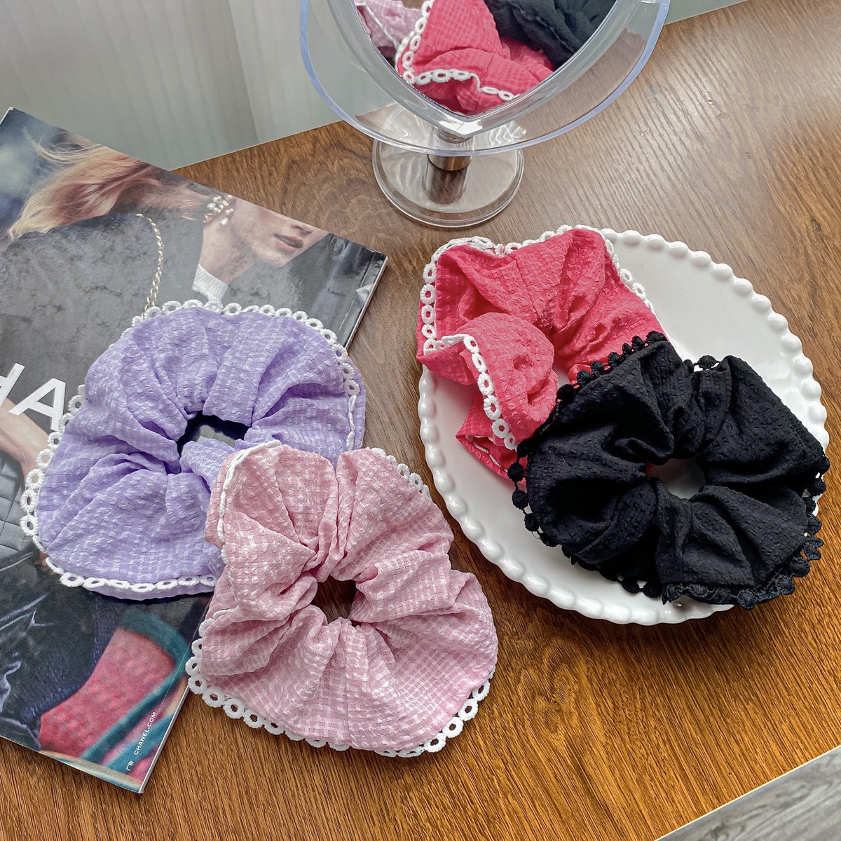 Women's Elegant Lace Trimmed Scrunchie Forest Style Cloth Hair Tie Hair Rope