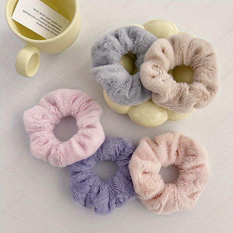 Women's Sweet Daily Winter Plush Hair Scrunchie Color Block