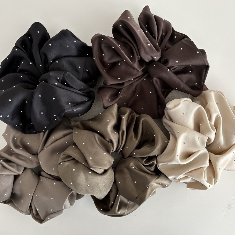 Women's Retro Rhinestone Star Satin Headband Solid Black And Beige