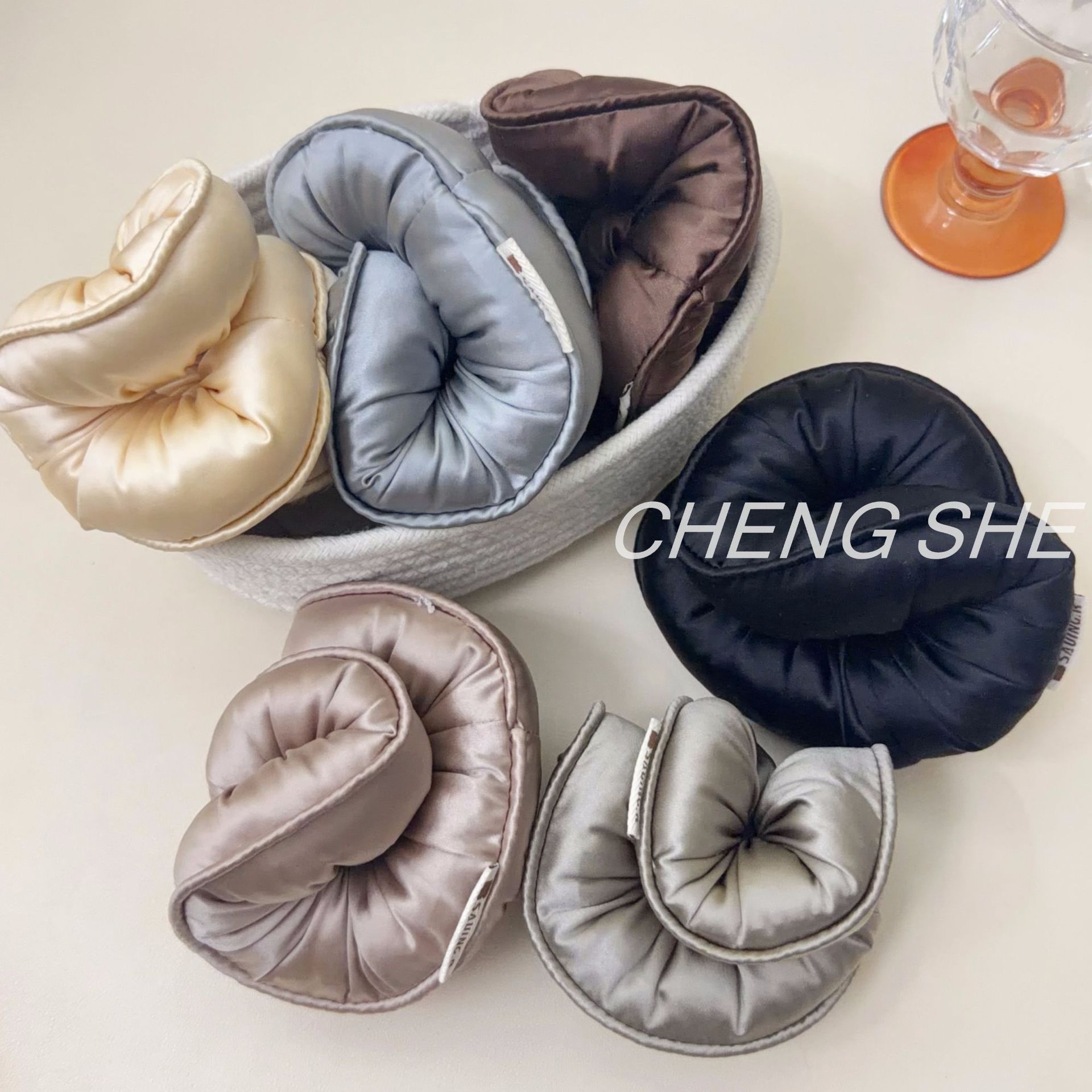 Women's Stylish Irregular Cloth Hair Tie For Spring Summer Solid Black