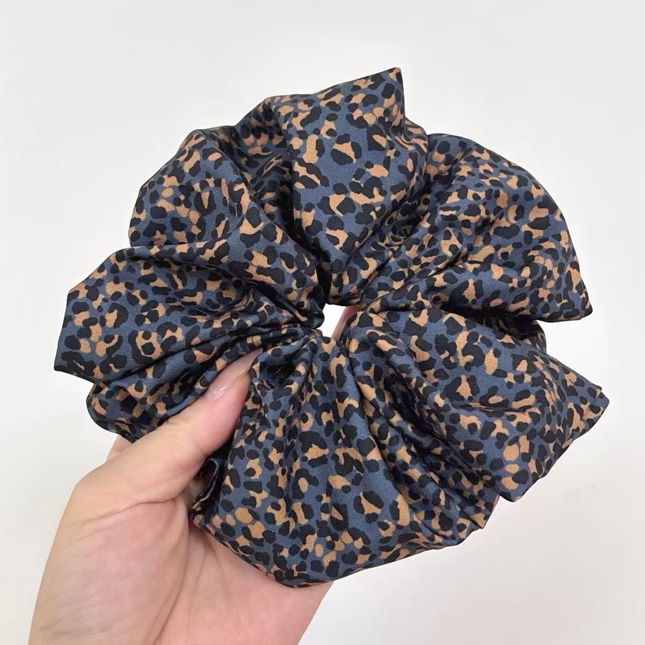 Women's Oversized Cloth Hair Ties Retro Leopard Print Lazy Ponytail Bands