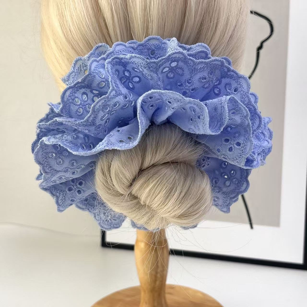Women's Large Elastic Ponytail Hair Ties Sweet 4-Layer Pleated Lace