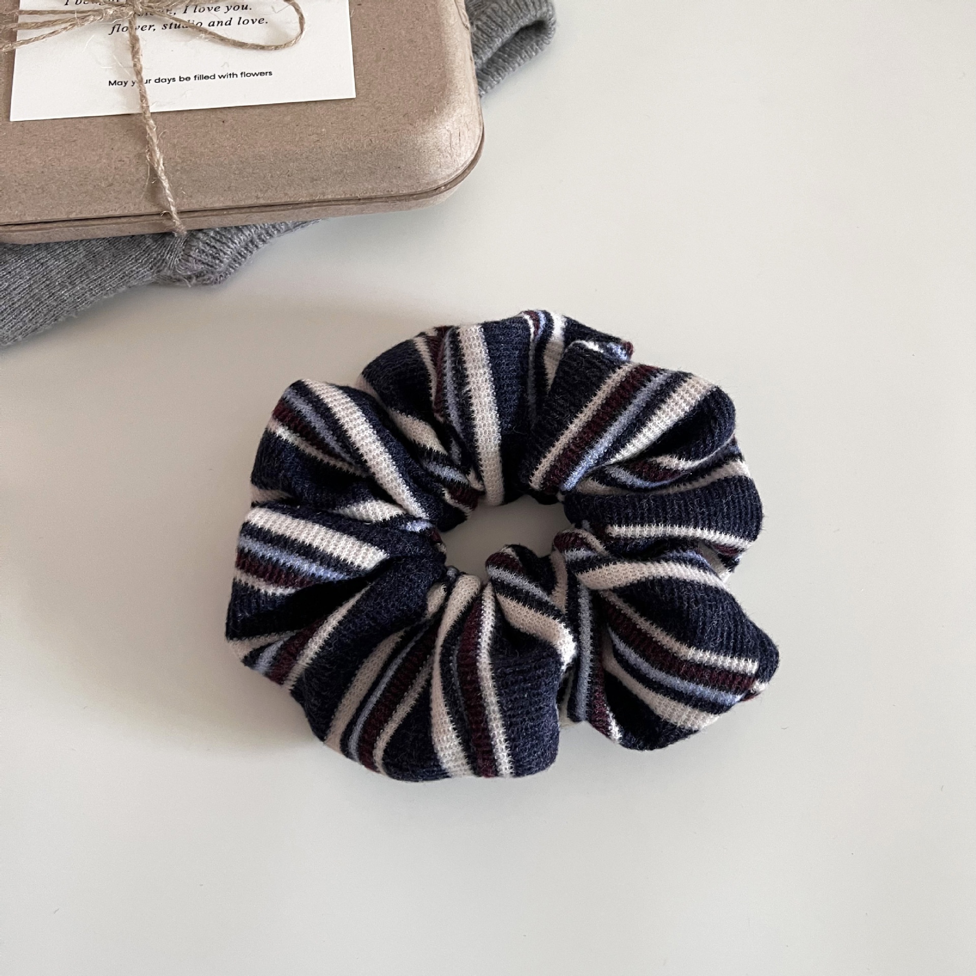 Women's Retro Preppy Knitted Stripe Hair Ties Soft Versatile Bun Headbands