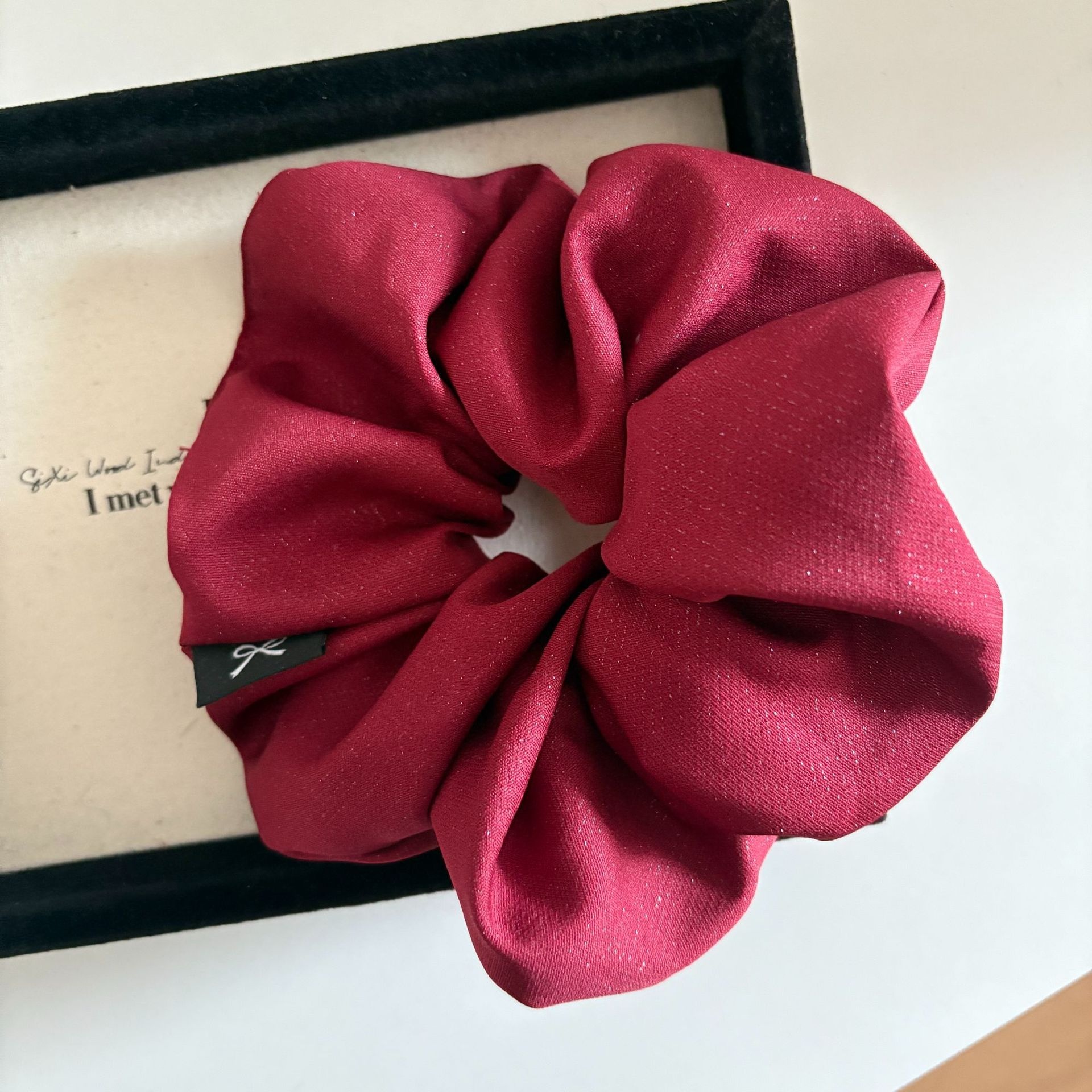 Women's Solid Color Cloth Hair Tie - Elegant Spring Accessory in Black & Red