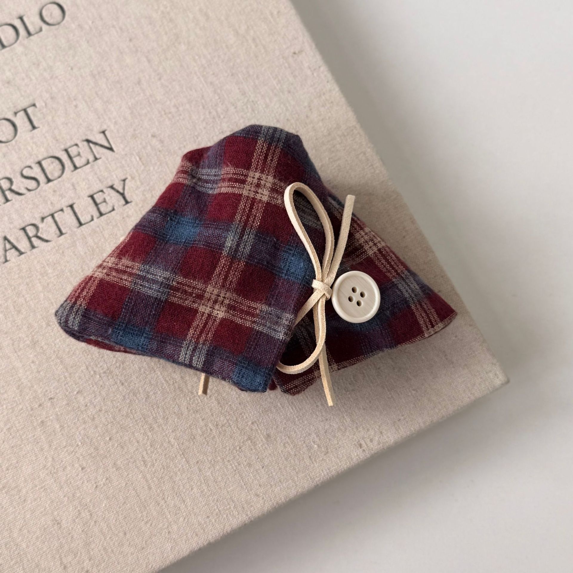 Women's Retro Red Plaid Hair Ties Sweet Early Autumn Embroidered Lace Bands