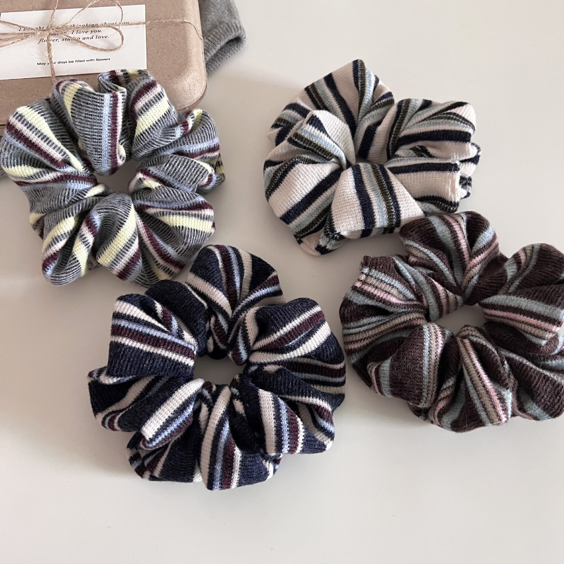 Women's Retro Preppy Knitted Stripe Hair Ties Soft Versatile Bun Headbands