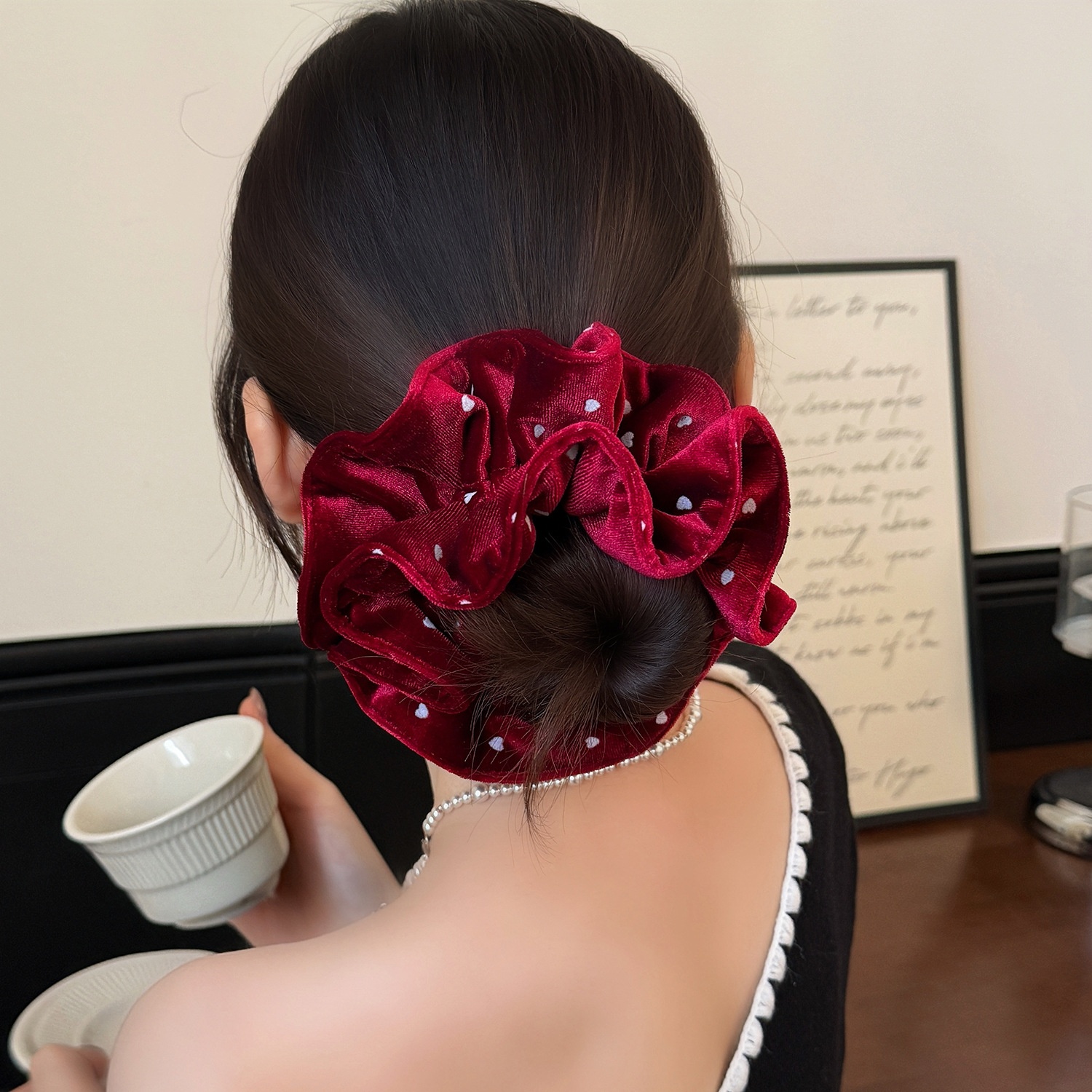 Women's Elegant Velvet Polka Dot Hair Scrunchies Small Fragrance Style Ties