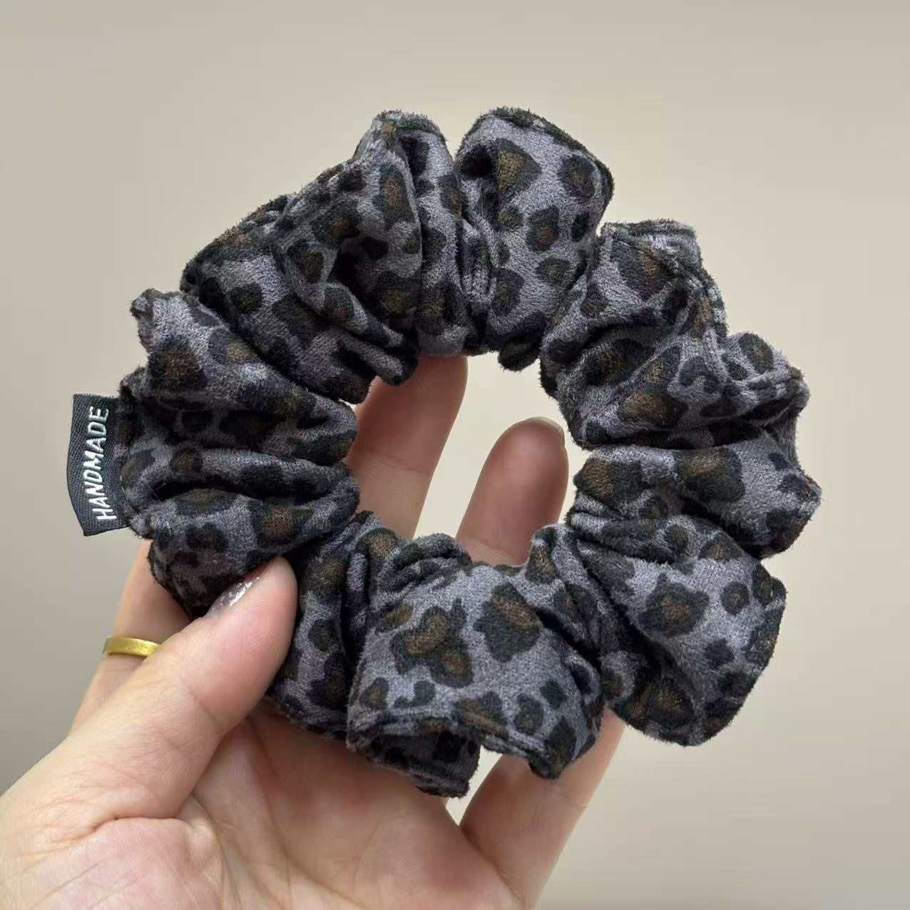 Women's Versatile Cotton Hair Scrunchies Ditsy Floral & Solid Color