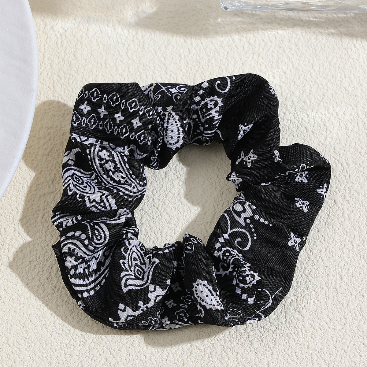 Women's Elegant French Fabric Scrunchie Retro Cashew Flower Paisley