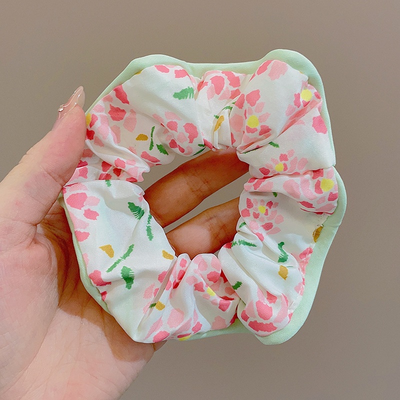 Women's Spring High-End Silky Pleated Pearl Streamer Large Hair Ring