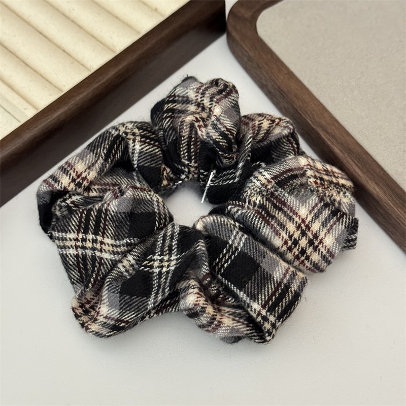 Women's Preppy Cloth Hair Scrunchie For All Seasons Checkered Plaid