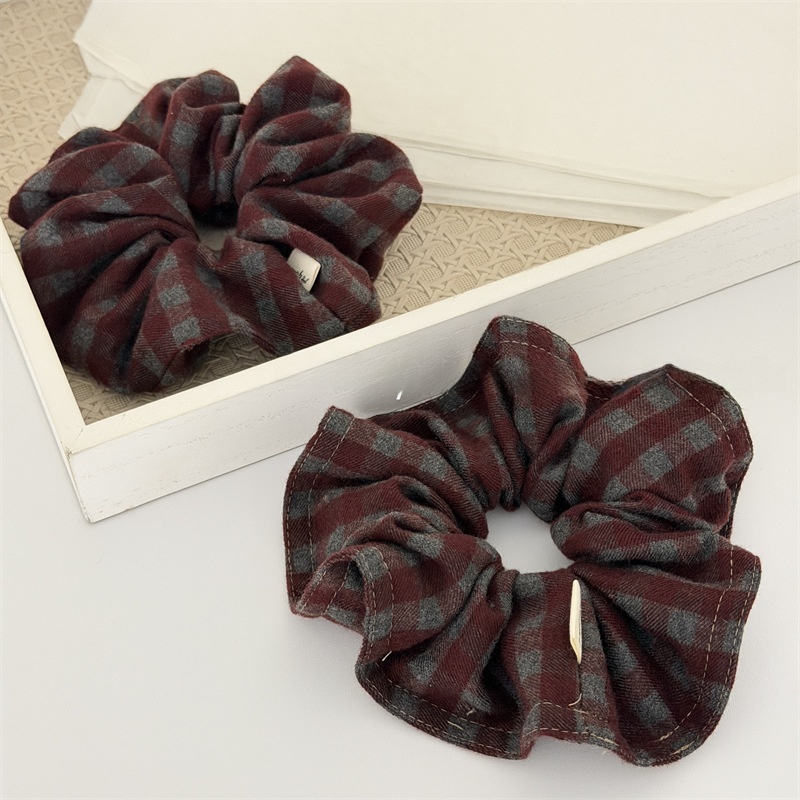 Women's Everyday Cloth Scrunchie Hair Tie Vintage Checkered Plaid