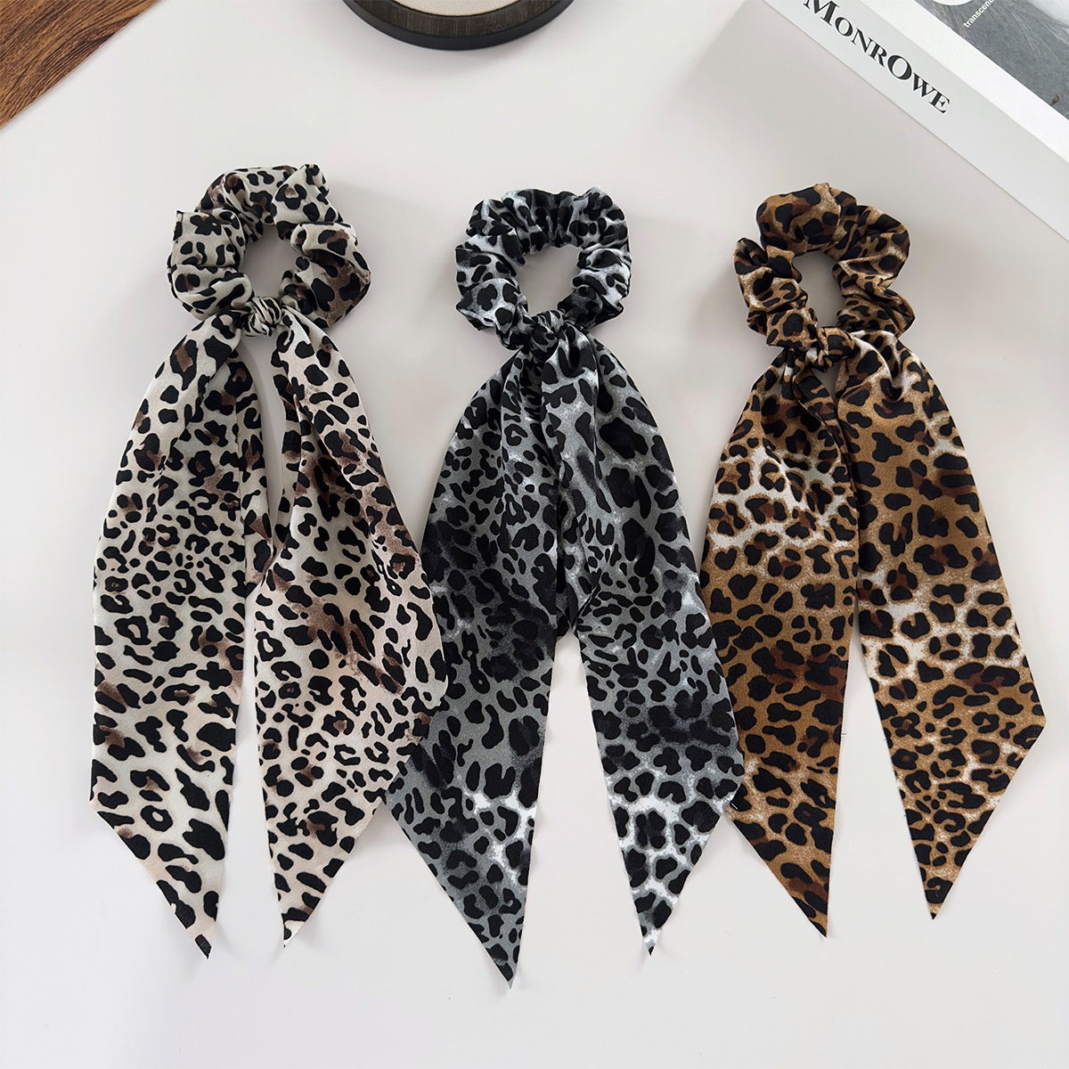 Women's High Elasticity Cloth Bow Hair Tie Retro Leopard Print Hairband