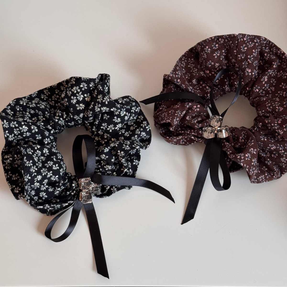 Women's Rhinestone Bowknot Cloth Hair Tie Black Coffee Ditsy Floral