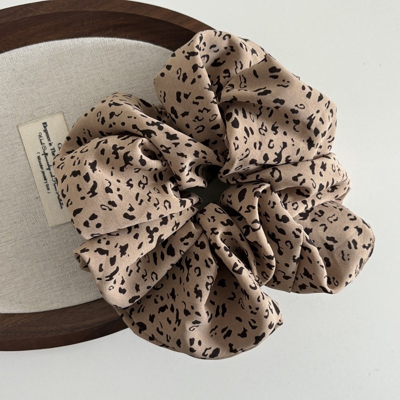 Women's Lazy Hair Bun Maker Cloth Elastic Headband Vintage Leopard Print