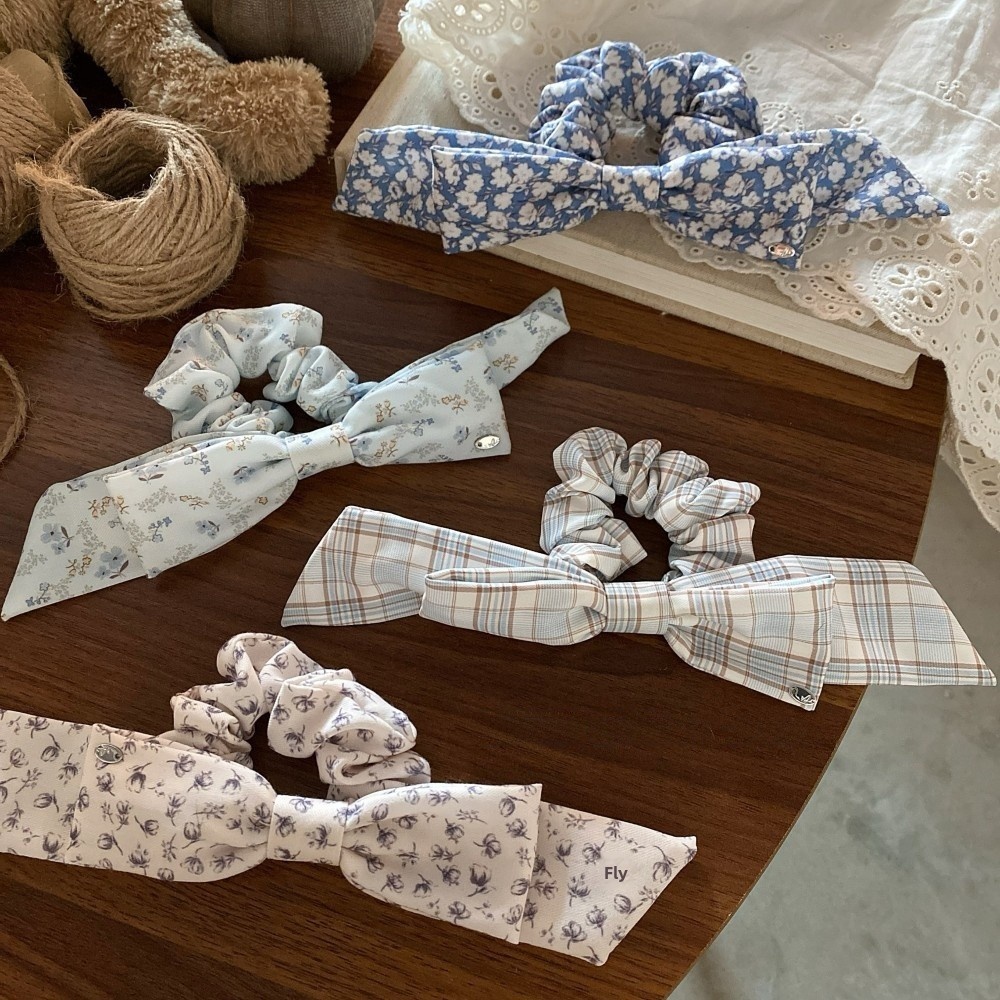 Women's Spring Cloth Bowknot Hair Tie in Navy Blue Ditsy Floral