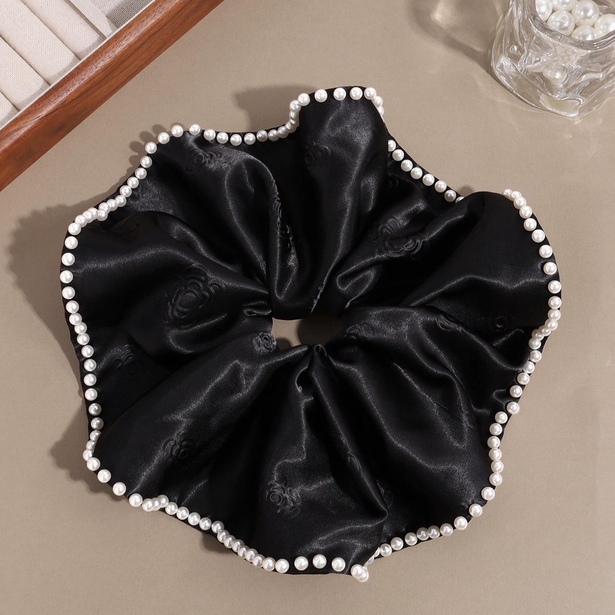 Women's Summer Retro Pearl Satin Hair Tie Beige Floral Pattern