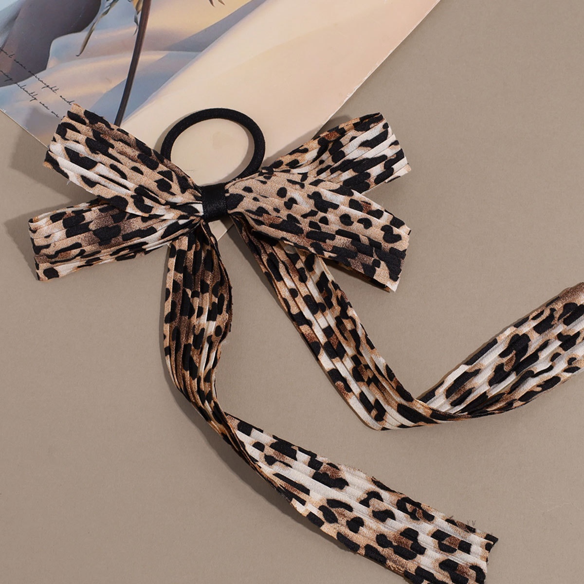 Women's High Elasticity Fabric Hairband Half-tied Hair Tie Retro Leopard Print