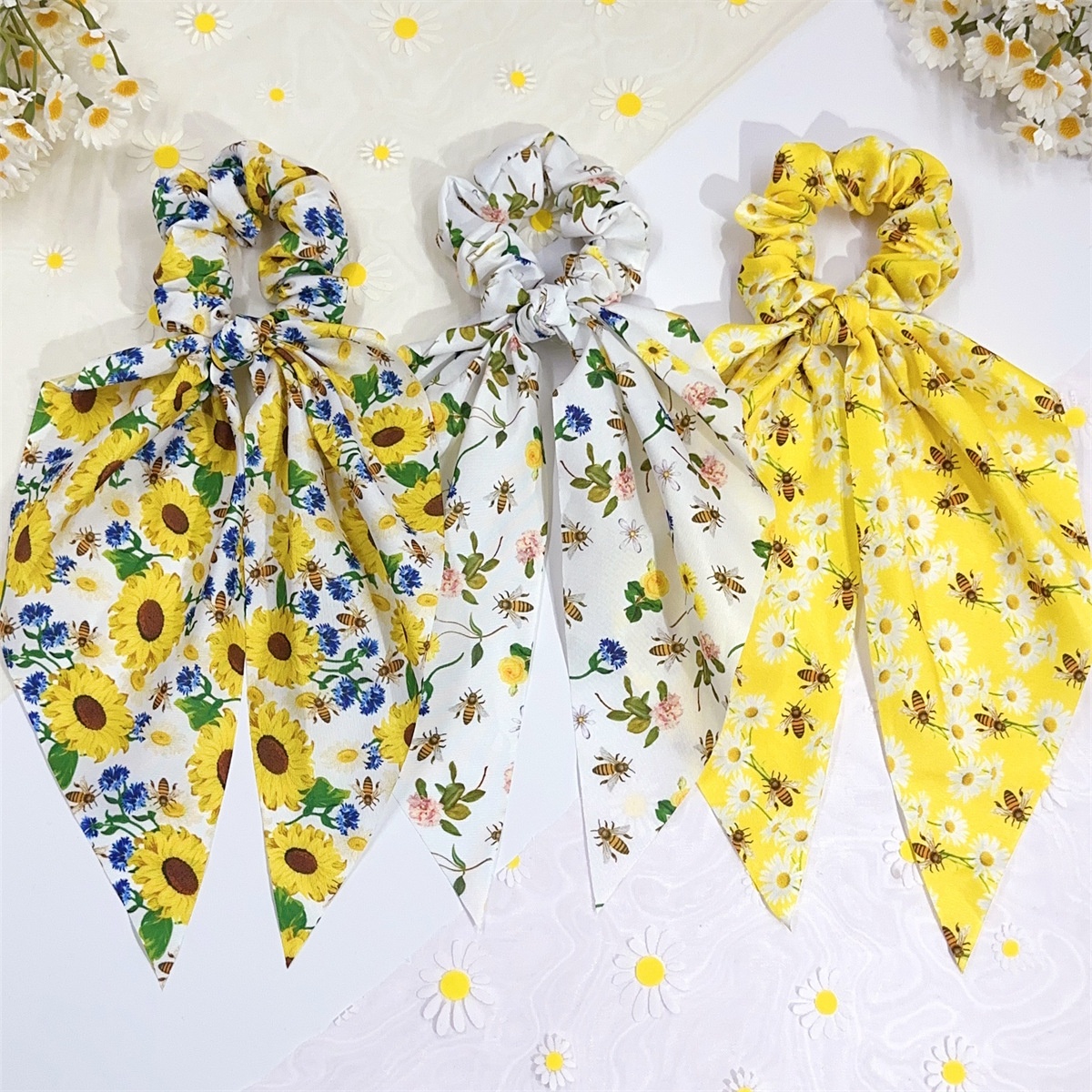 Women's Beach Cloth Hair Tie White Sunflower Bee Print
