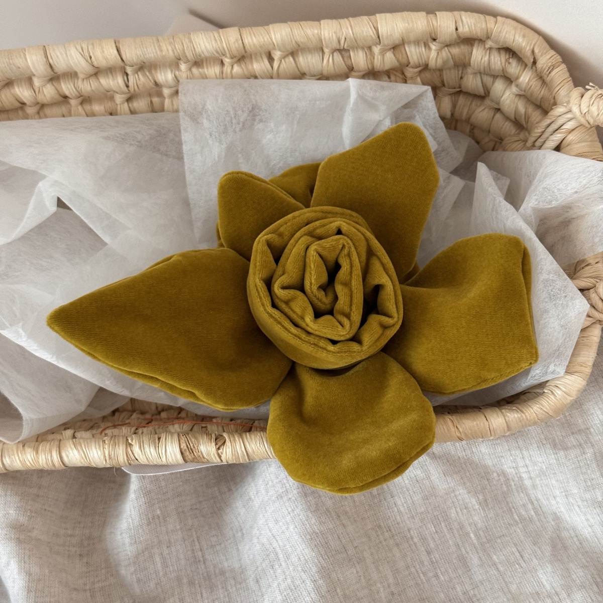 Women's Handmade Velvet Rose Elastic Hair Ties Vintage Fabric Floral Head Ropes