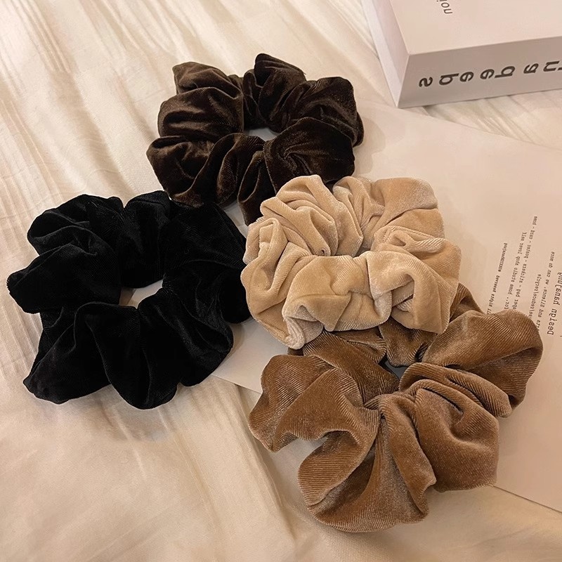 Women's Velvet Hair Scrunchie Elegant Retro Autumn Winter Elastic Tie