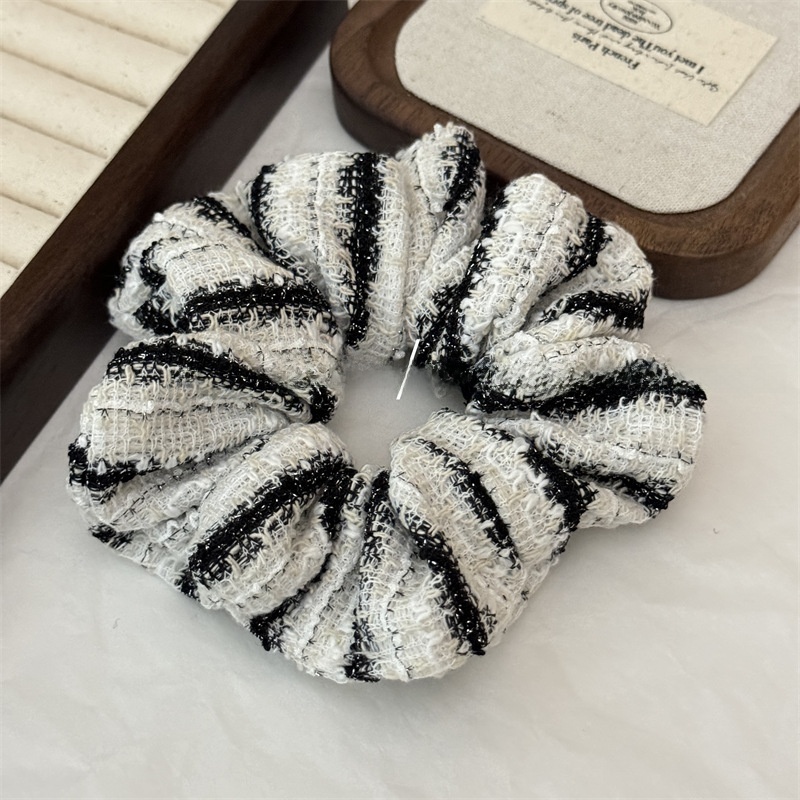 Women's Stylish Black & White Checkered Plaid Cloth Scrunchie Hair Tie