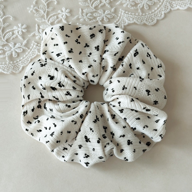 Women's Retro Cloth Elastic Hair Tie For Bun And Tail Ditsy Floral Print