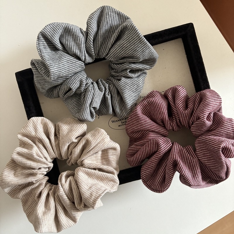 Women's Retro Winter Fabric Hair Tie Scrunchie Dark Grey Striped