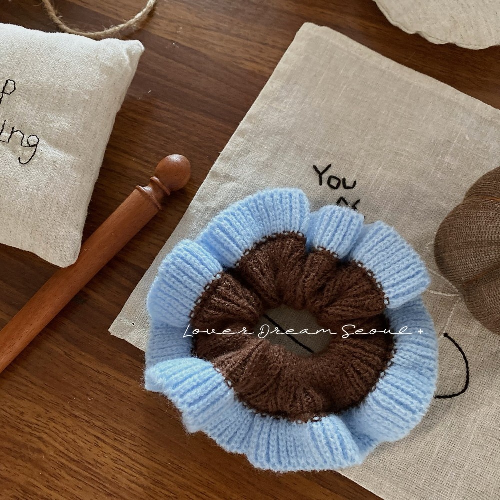 Women's Winter Knitted Yarn Bun Hair Ties Two-Tone Gradient