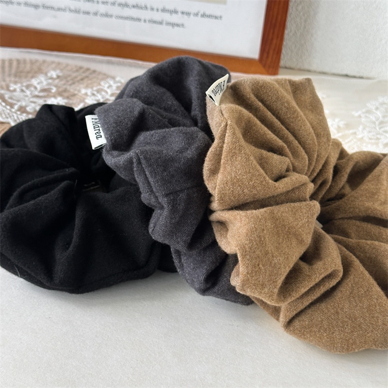Women's Simple Winter Polyester Plush Bow Hairband Solid Color