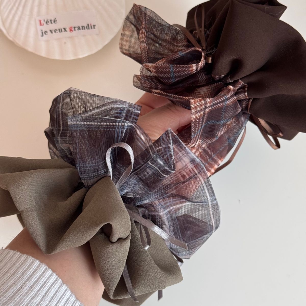 Women's Retro Brown Plaid Gauze Bow Knot Hair Tie, Elegant Winter Accessory