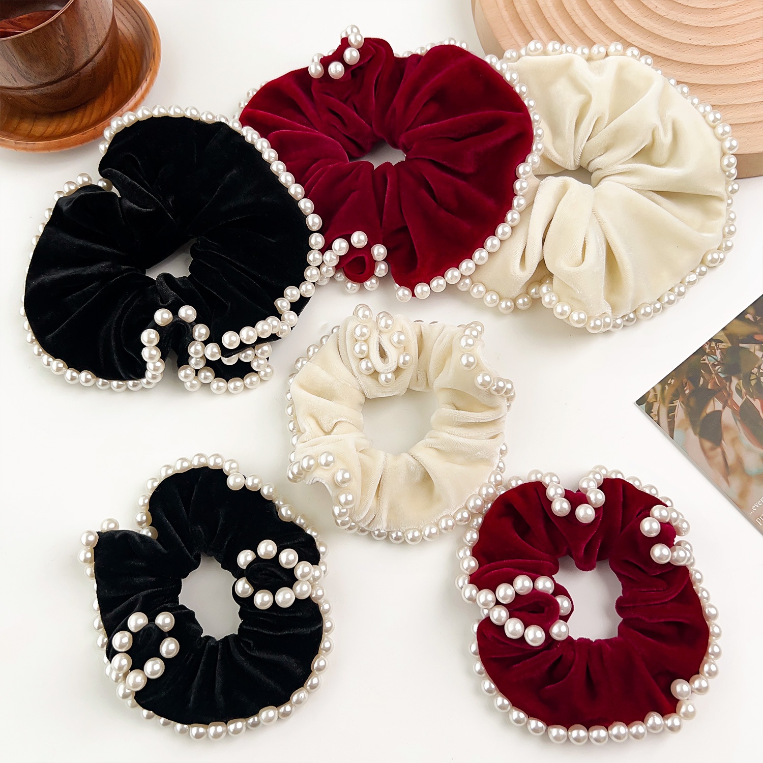 Women's Elegant Pearl Hair Ties For Styling French Velvet Bands
