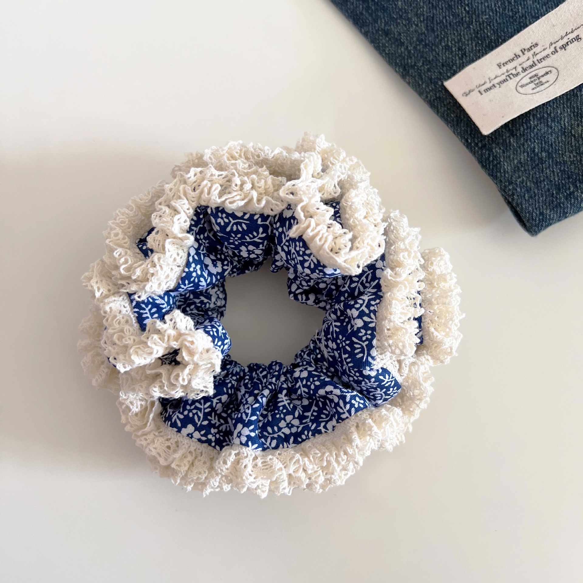 Women's Voluminous Cloth Bun Hair Tie Retro Ditsy Lace Floral