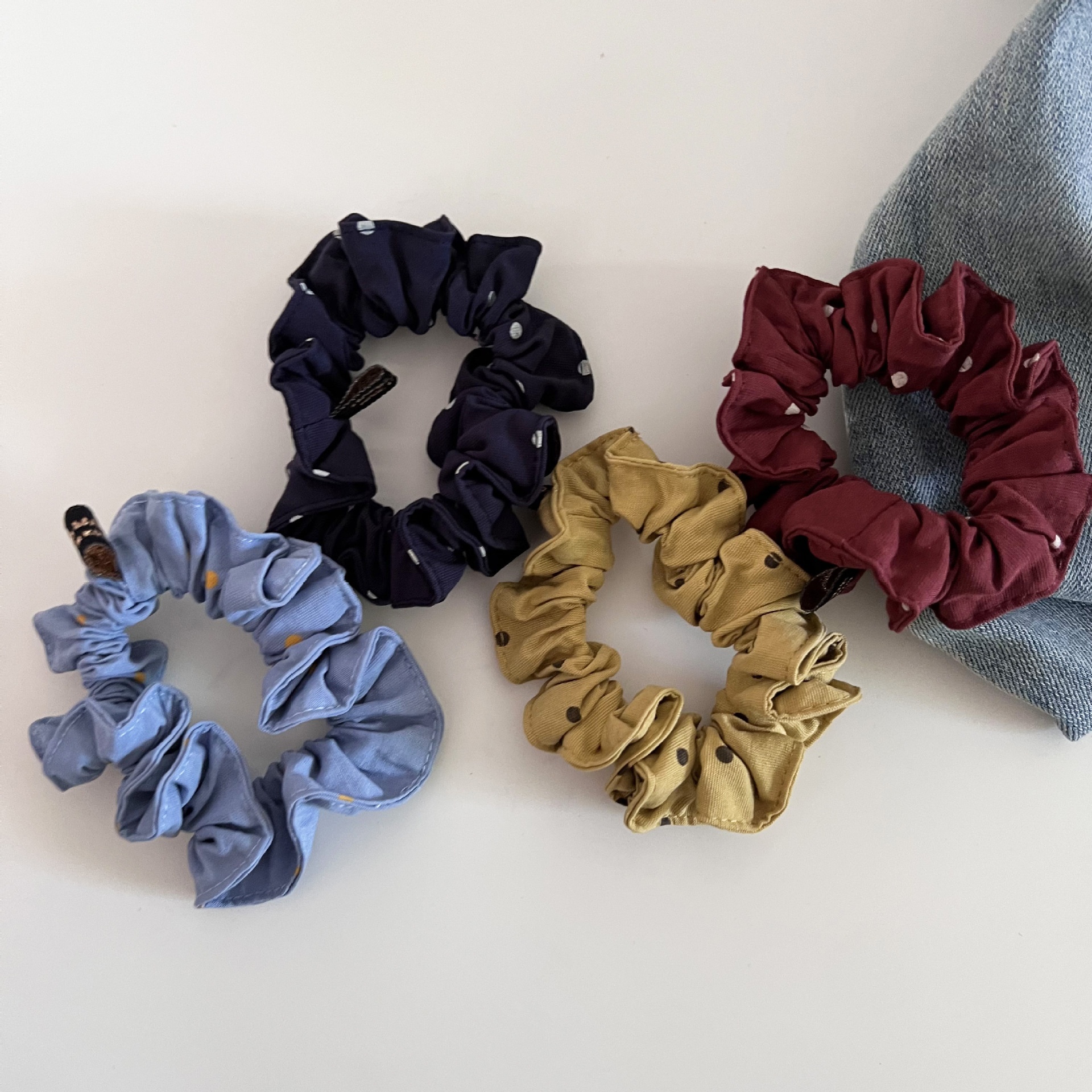 Women's Retro Polka Dot Soft Cloth Hair Ties for Versatile Low Buns